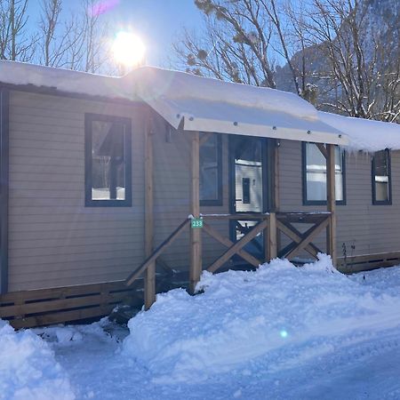 Camping Rcn Belledonne Le Bourg-dʼOisans Zewnętrze zdjęcie